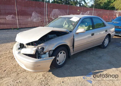 2000 Toyota Camry Ce from USA, damaged, VIN 4T1BG22KXYU672405